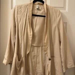 Women's Relaxed Fit Cream Blazer